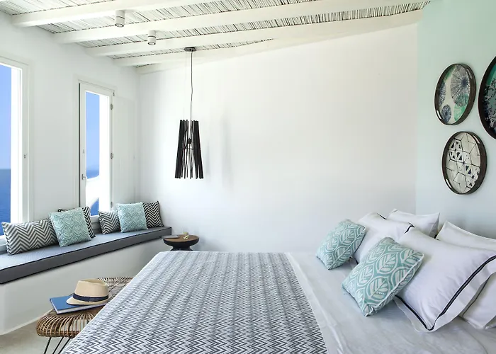 Lyo Boutique Super Paradise Beach (Mykonos)