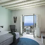 Lyo Boutique Hotel 4*