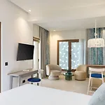 Lyo Boutique Hotel 4*