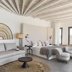 Lyo Boutique Hotel