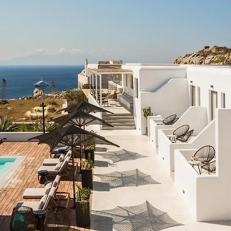 Amyth Of Mykonos Super Paradise