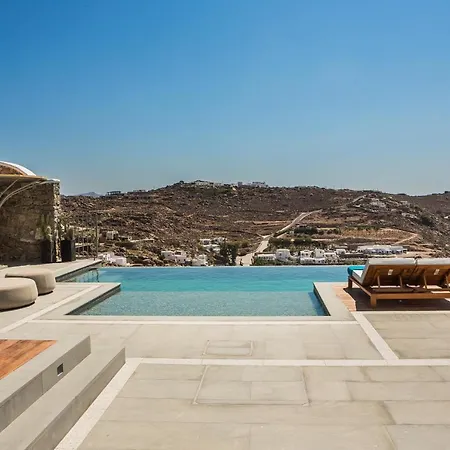 Amyth Of Mykonos Super Paradise