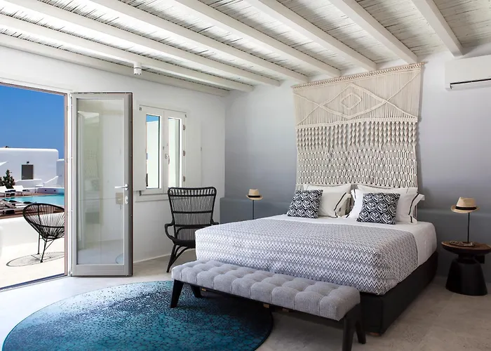 Lyo Boutique 4* Super Paradise