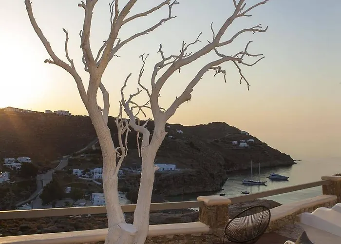 Lyo Boutique Super Paradise Beach (Mykonos)