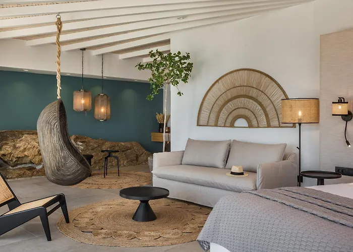 Lyo Boutique Super Paradise Beach (Mykonos)